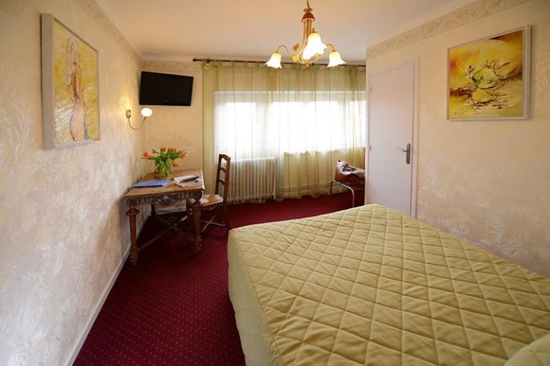 Hotel De La Ferte Шаньї Екстер'єр фото